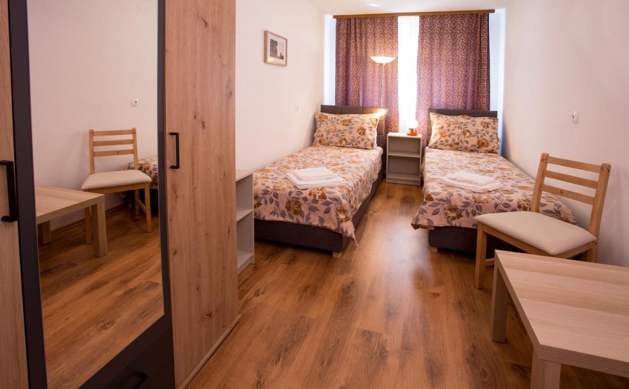 Apartman Lori 卡斯塔 外观 照片